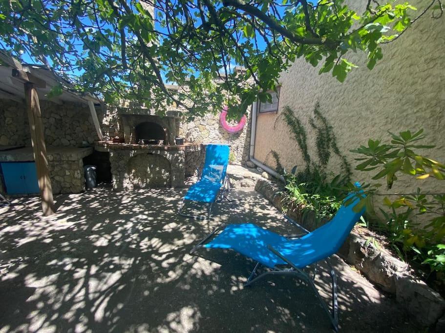 A L'Ombre Du Figuier ! Maisonnette Jardin / Parking / Proche Mer فرونتينيان المظهر الخارجي الصورة